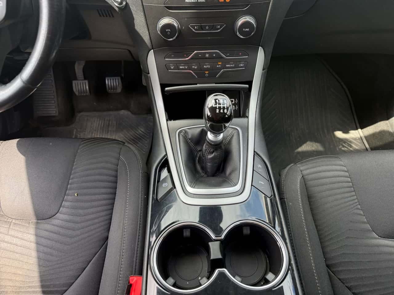 Ford S-Max 1.5 EcoBoost 117 kW 160 CV Titanium — foto 15 de 20