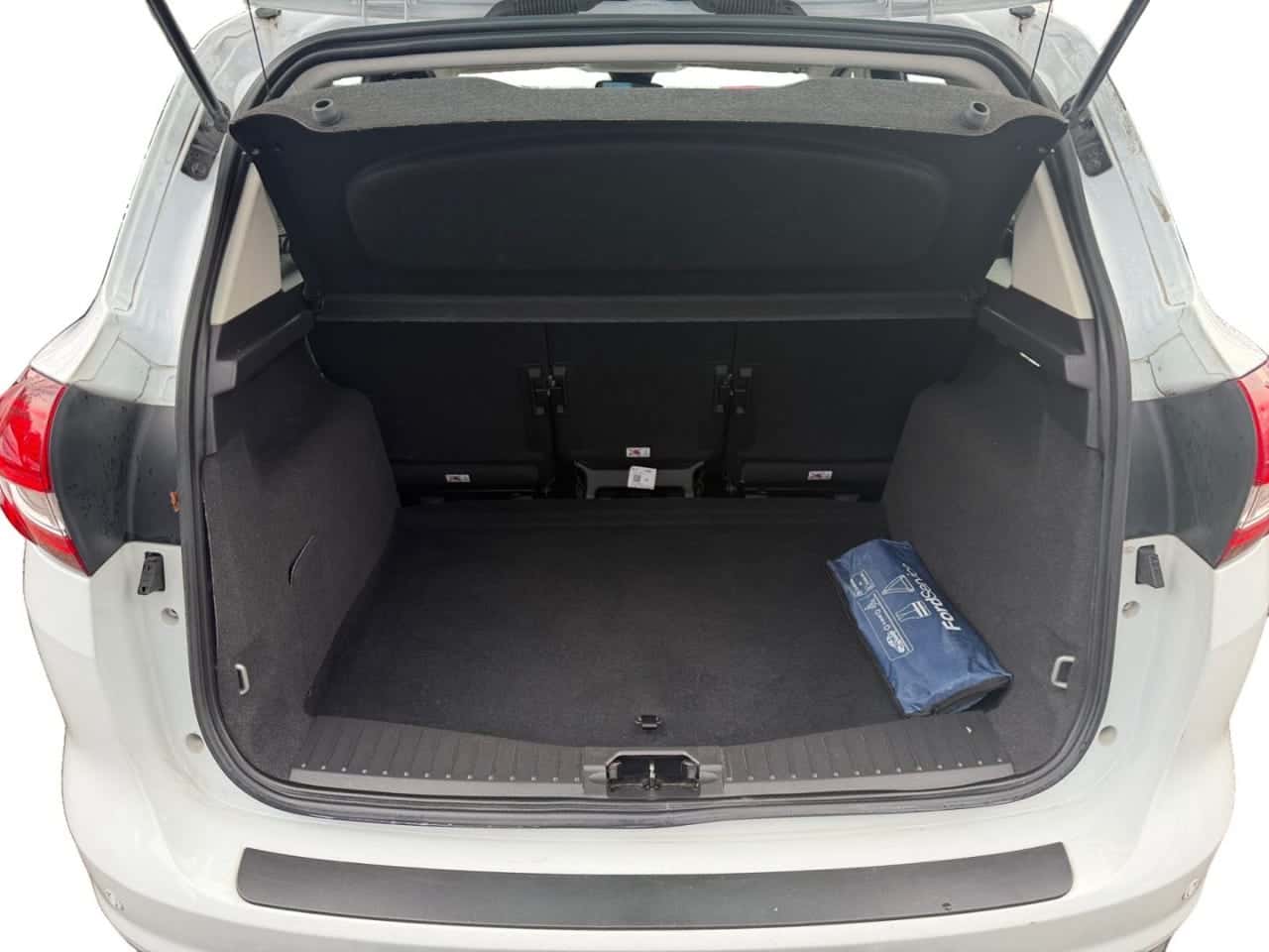 Ford C-Max 1.0 EcoBoost 125 CV Titanium — foto 19 de 26