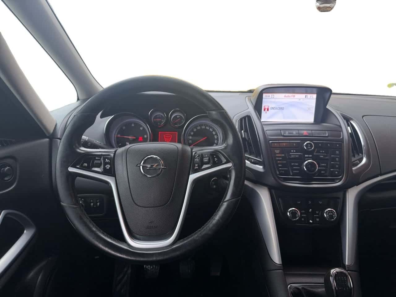 Opel Zafira Tourer 2.0 CDTi 130 CV SS Ecoflex Excellence — foto 9 de 19