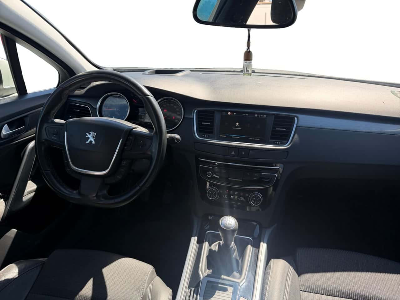 Peugeot 508 Allure 2.0 BlueHDi 110 kW 150 CV — foto 15 de 25