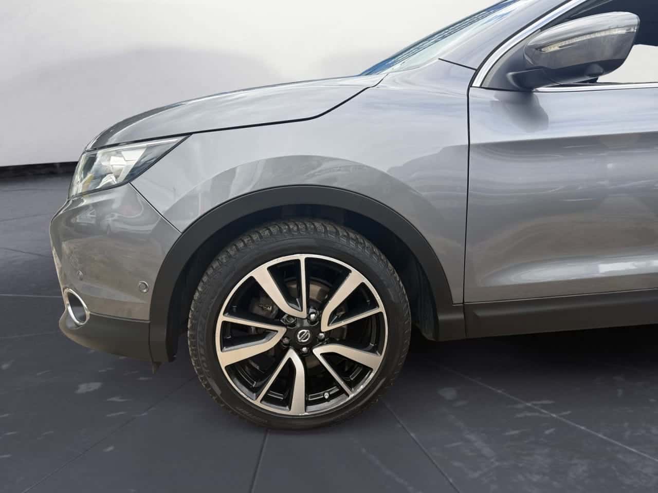Nissan Qashqai 1.5 dCi SS Tekna 4x2 Piel Negra — foto 9 de 26