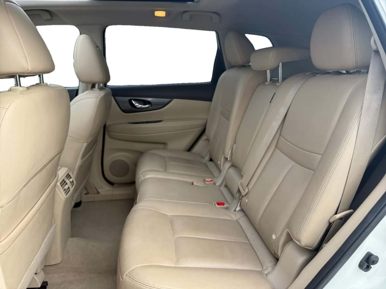 Nissan X-Trail dCi 130 CV 96 kW Tekna Limited Edition — foto 16 de 25
