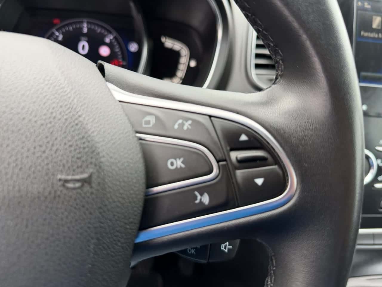 Renault Scénic Limited Blue dCi 88 kW 120 CV — foto 21 de 22