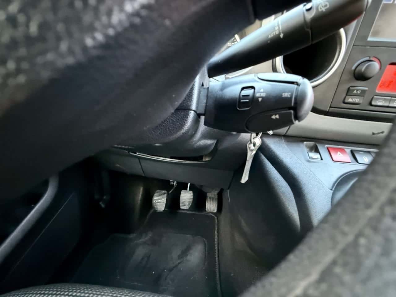 Peugeot Partner Tepee Active 1.6 BlueHDi 73 kW 100 CV — foto 20 de 23