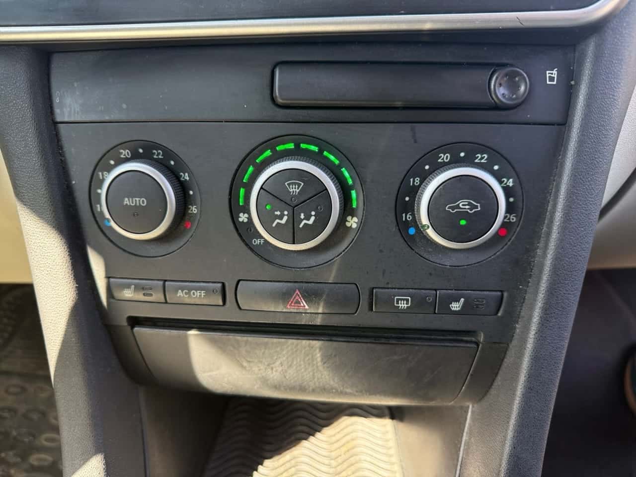 Saab 9-3X 1.9 TTiD — foto 21 de 25
