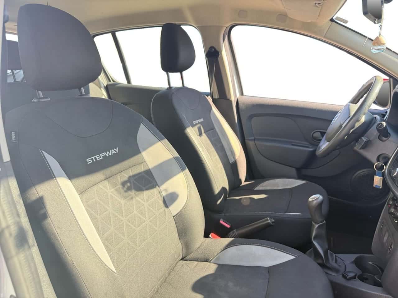 Dacia Sandero Stepway TCe 90 — foto 18 de 22