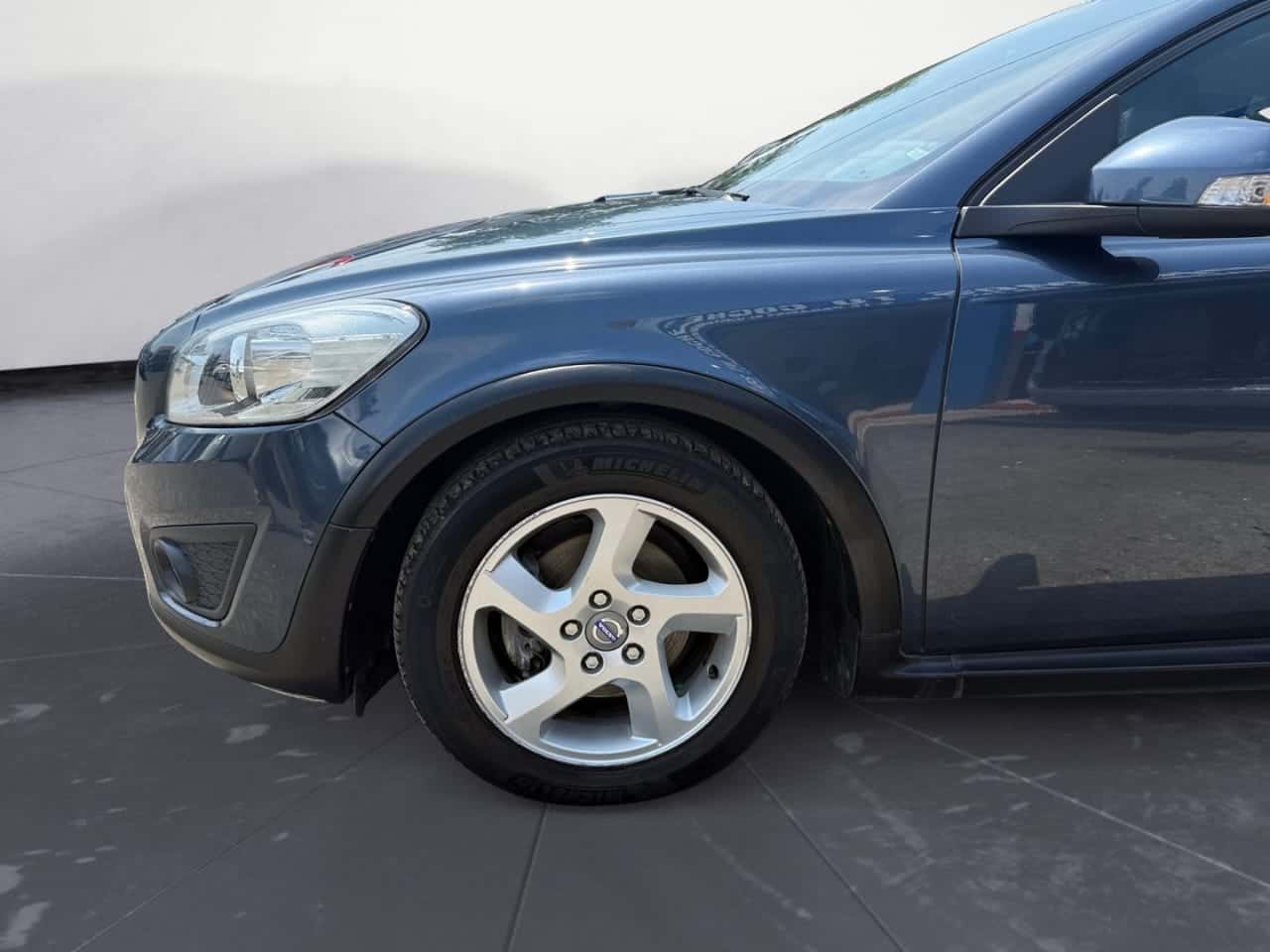 Volvo C30 1.6 DRIVe Momentum — foto 9 de 22