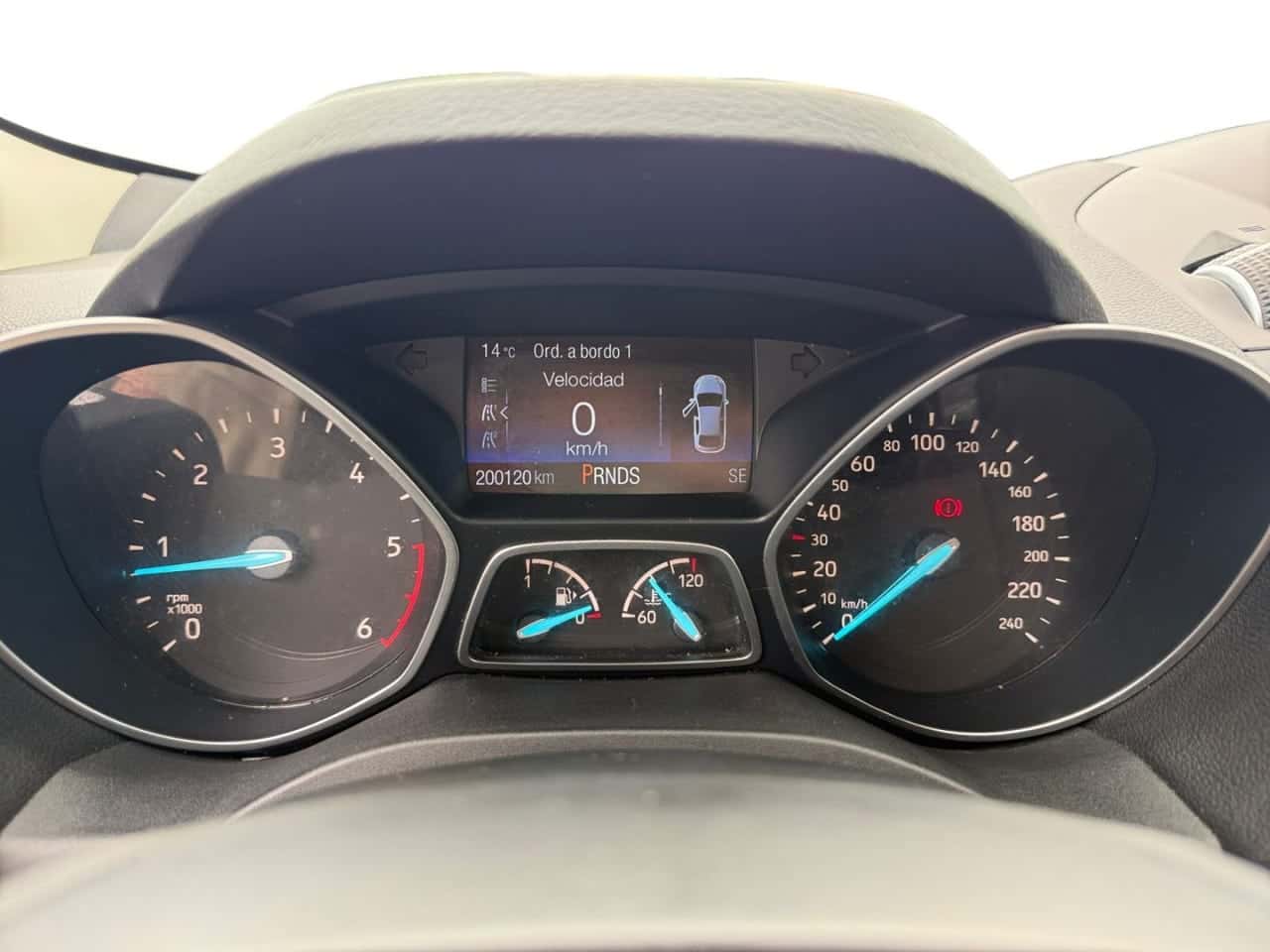 Ford Kuga 2.0 TDCi 110 kW 4x4 ASS Titanium Powers. — foto 14 de 25