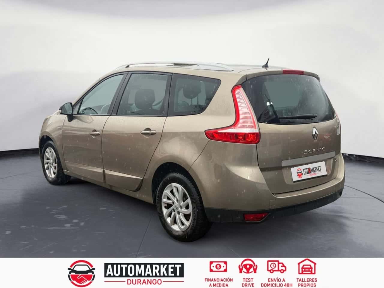 Renault Grand Scénic Dynamique dCi 110 EDC 7p — foto 3 de 24