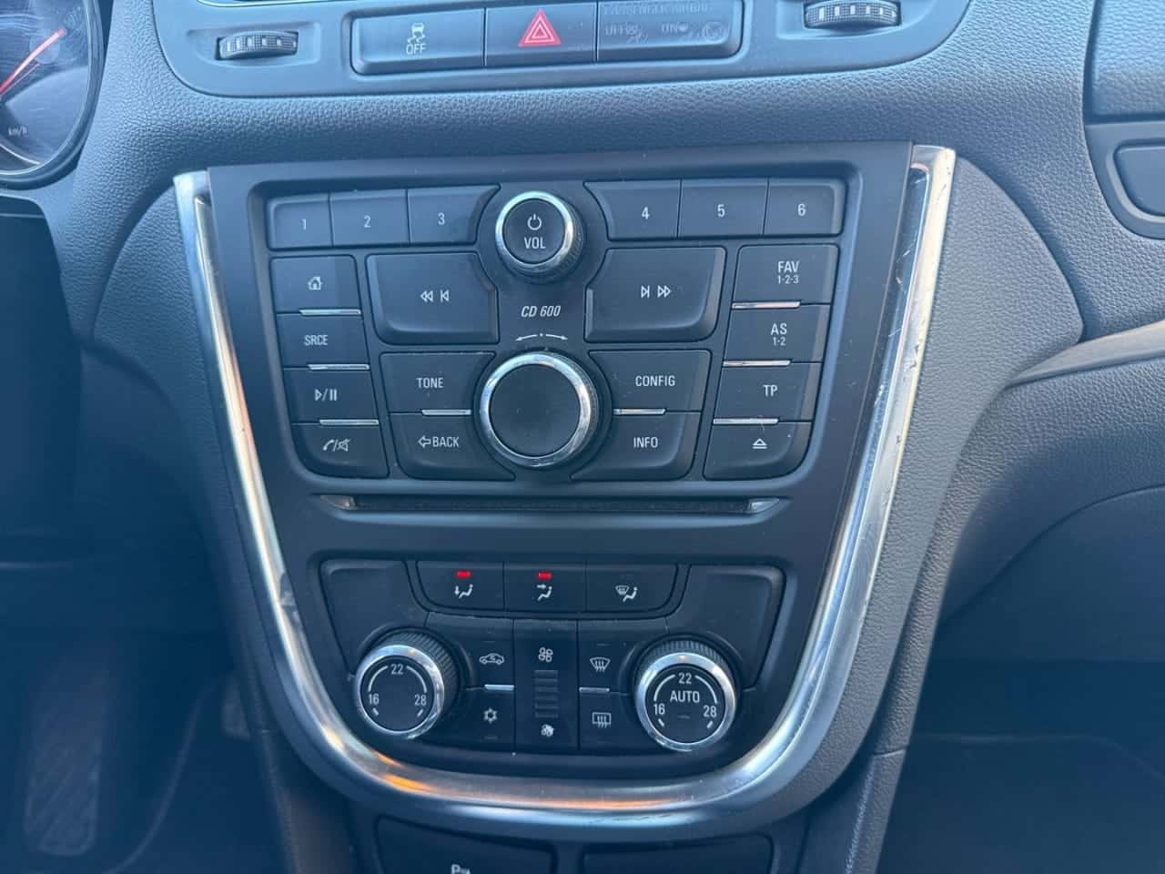 Opel Mokka 1.6 CDTi 4X2 Excellence Auto — foto 18 de 22