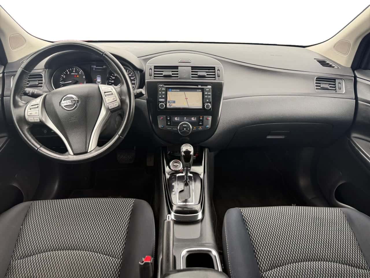 Nissan Pulsar 1.2 DIG-T 115 CV N-Connecta Xtronic — foto 12 de 20
