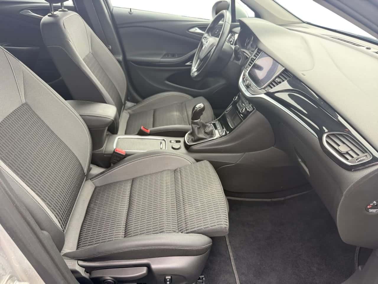 Opel Astra 1.2T Shr 107 kW 145 CV Ultimate — foto 18 de 24