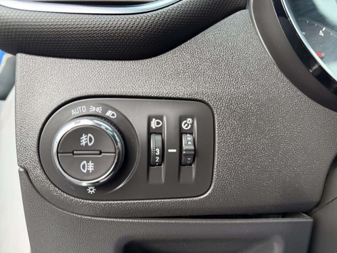 Opel Crossland X 1.5D 75 kW 102 CV Innovation SS — foto 18 de 21