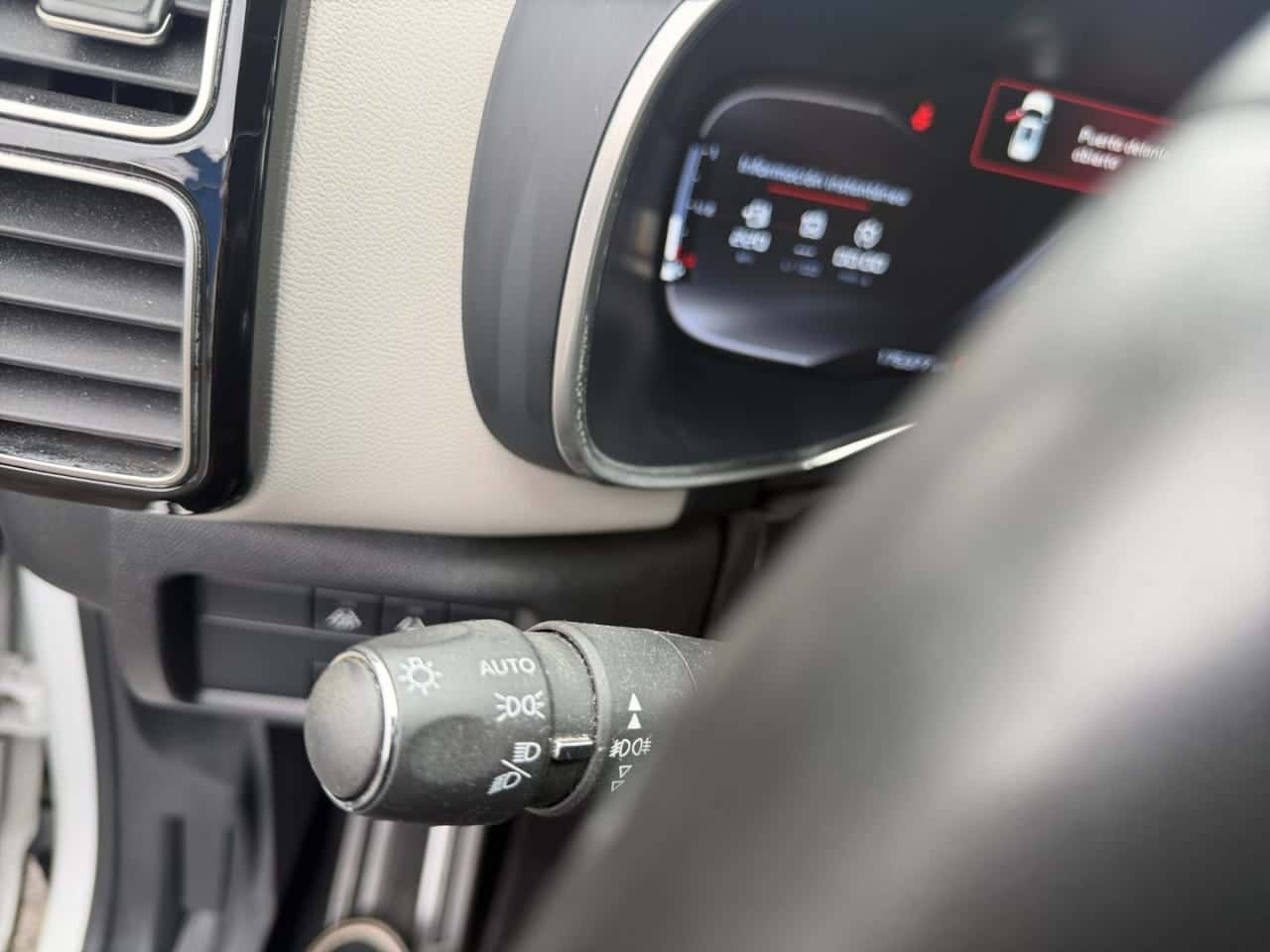 Citroën C5 Aircross BlueHDi 132 kW 180 CV SS EAT8 Shine — foto 28 de 28