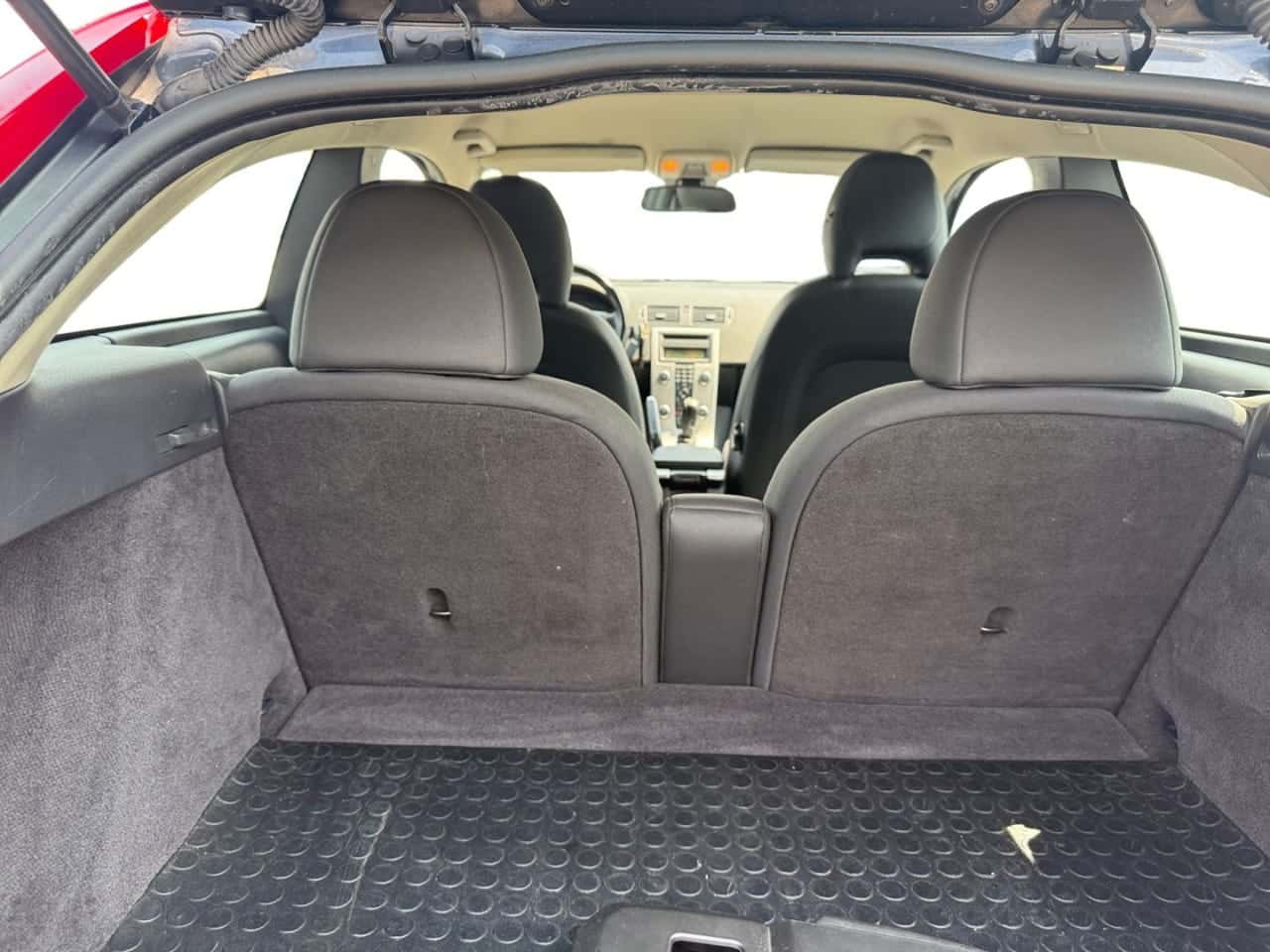 Volvo C30 1.6 DRIVe Momentum — foto 17 de 22