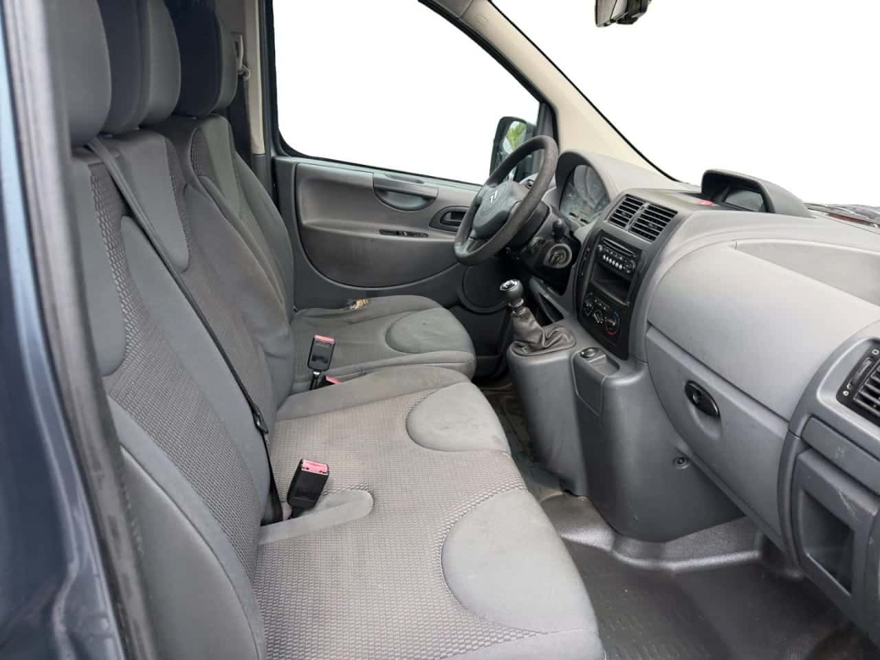 Citroën Jumpy 2.0 HDi 120 Atlante Exclusive L — foto 16 de 21
