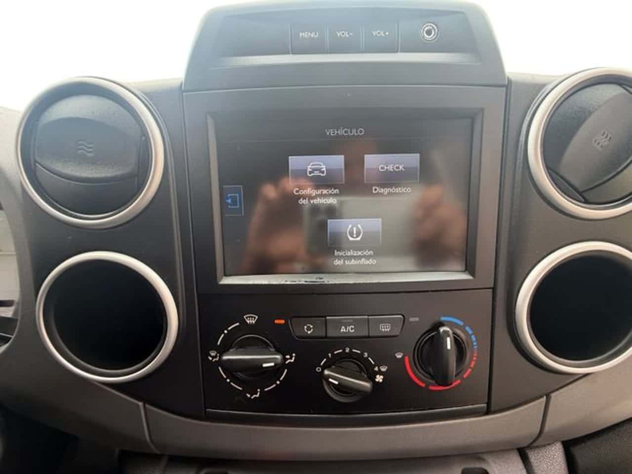 Peugeot Partner Tepee Outdoor 1.6 BlueHDi 100 — foto 20 de 20