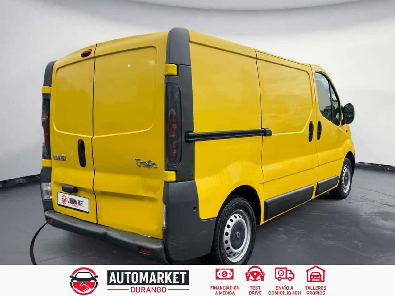 Renault Trafic Combi 6 27 Corto Normal 1.9 dCi 80 — foto 5 de 19