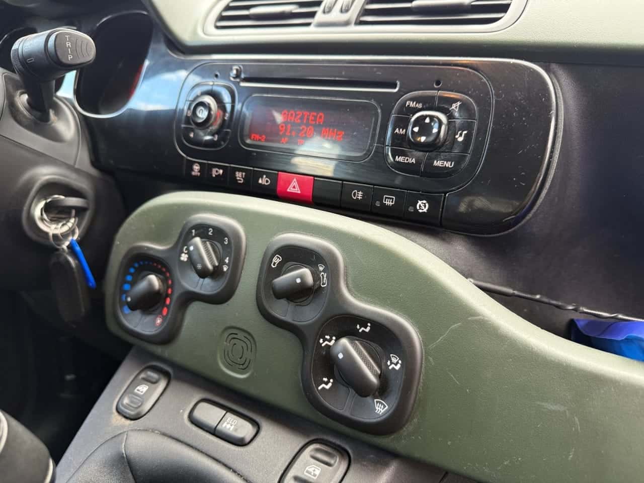 Fiat Panda 1.3 Climbing 75 CV Diesel 4x4 — foto 20 de 22