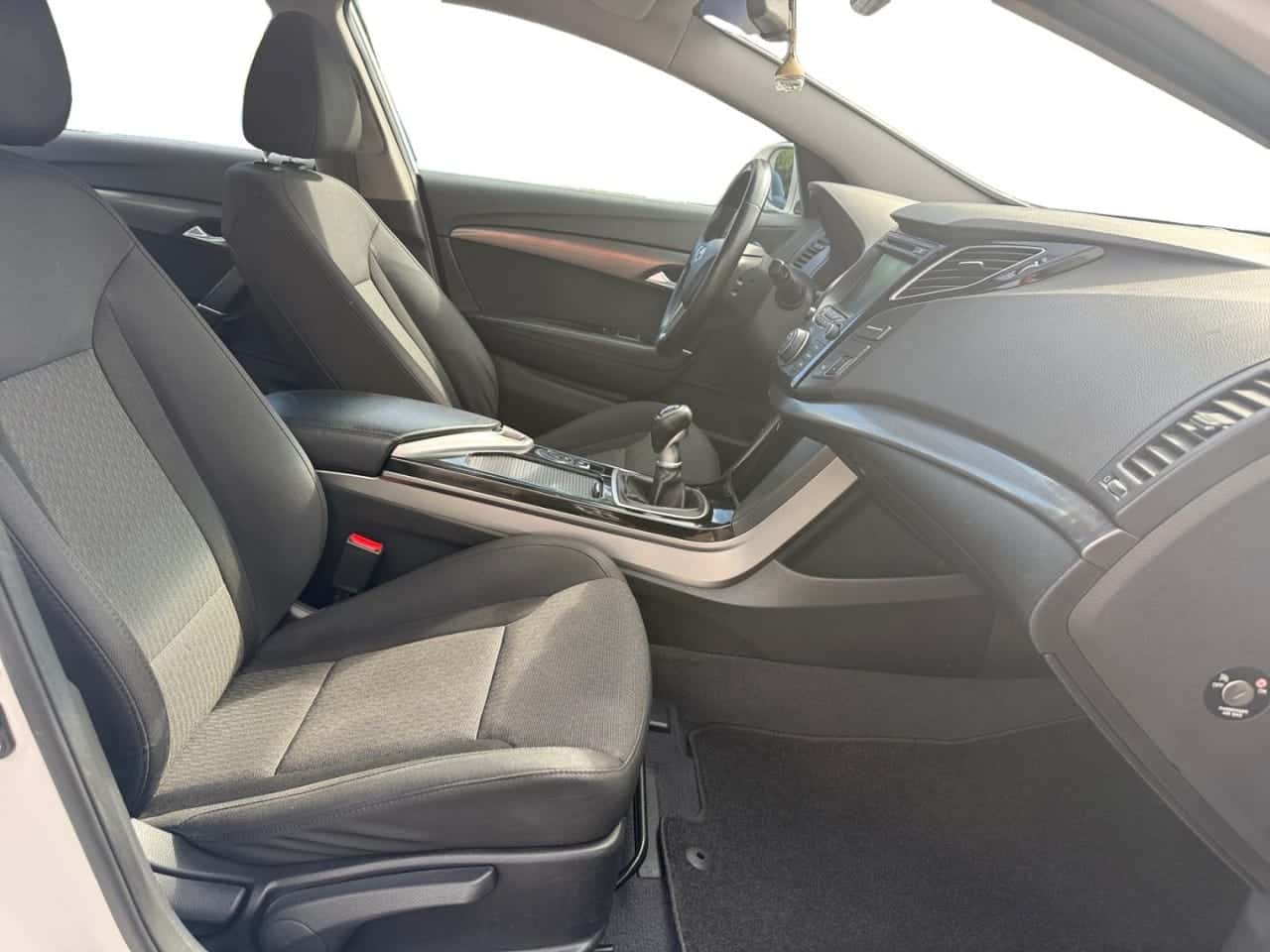 Hyundai i40 1.7 CRDi 136 CV BlueDrive Tecno — foto 17 de 25