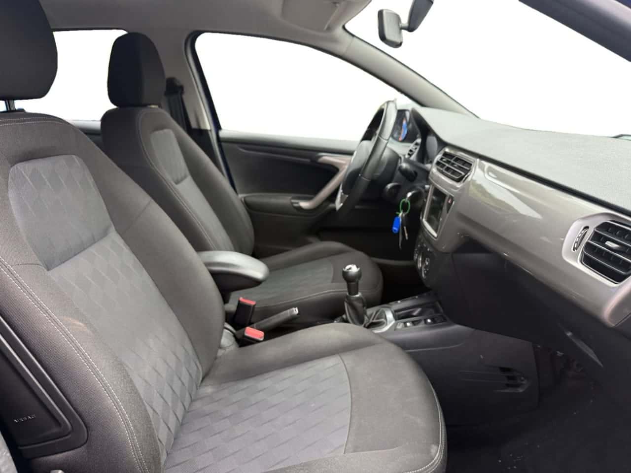 Citroën C-Elysée BlueHDi 73 kW 100 CV Shine — foto 16 de 20