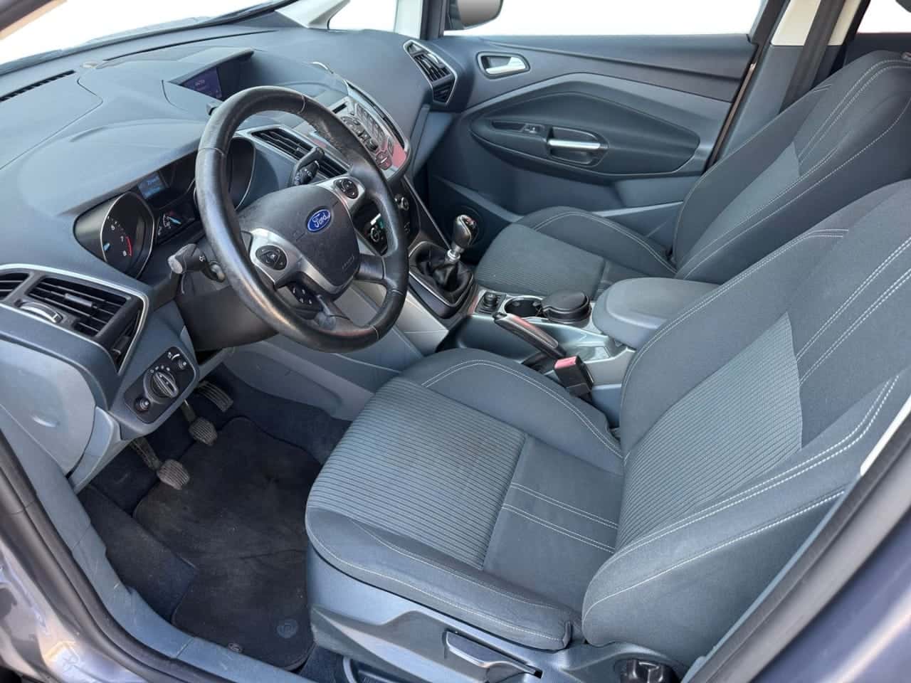 Ford C-Max 1.0 EcoBoost 125 Auto StartSt. Titanium — foto 10 de 18