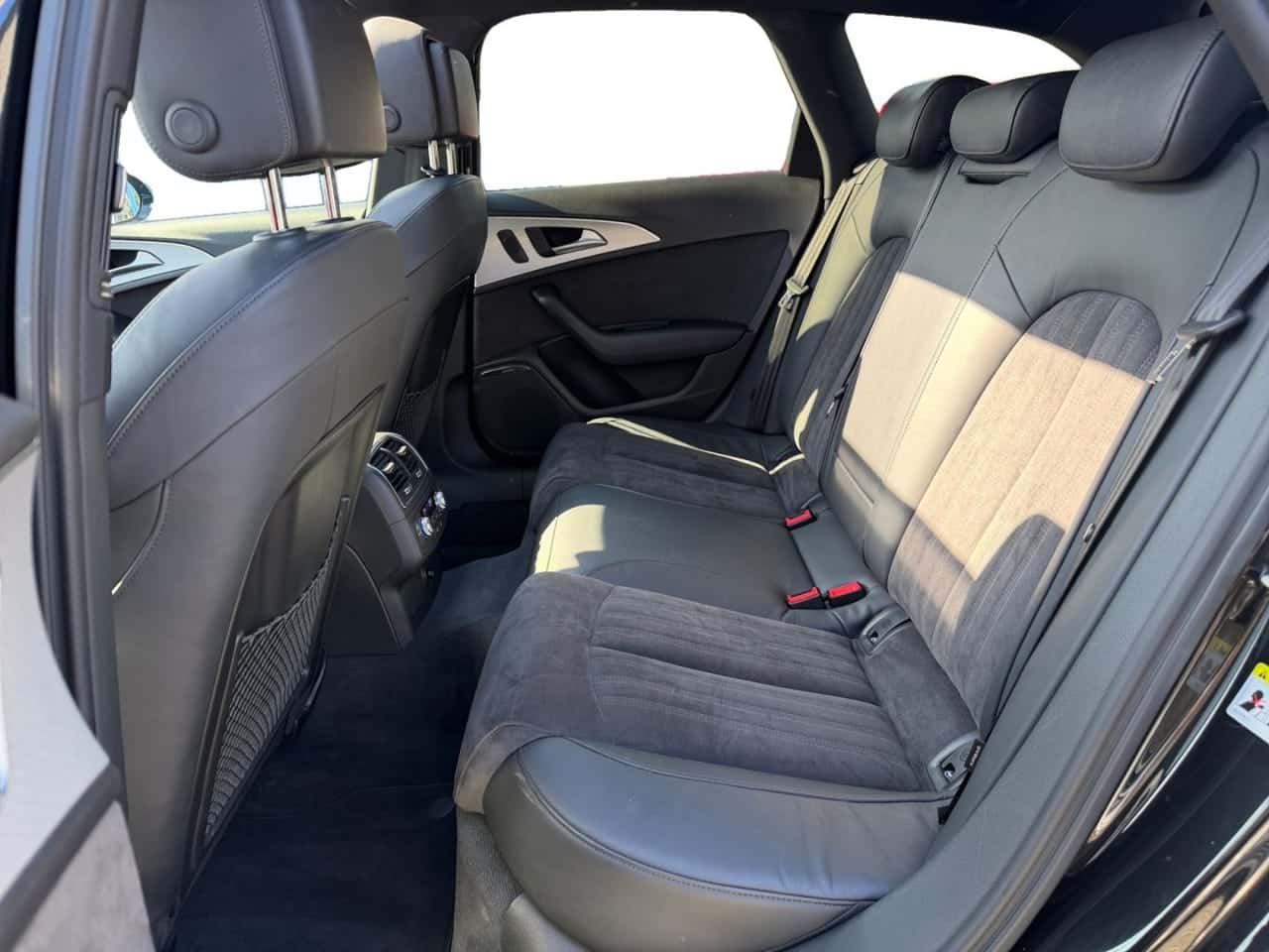 Audi A6 S line ed 3.0 TDI 200 kW quatt S tro Avant — foto 16 de 30