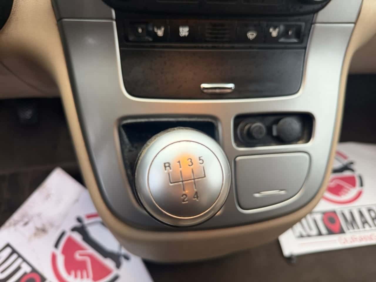 Kia Carnival 2.9 CRDi VGT Emotion — foto 16 de 18