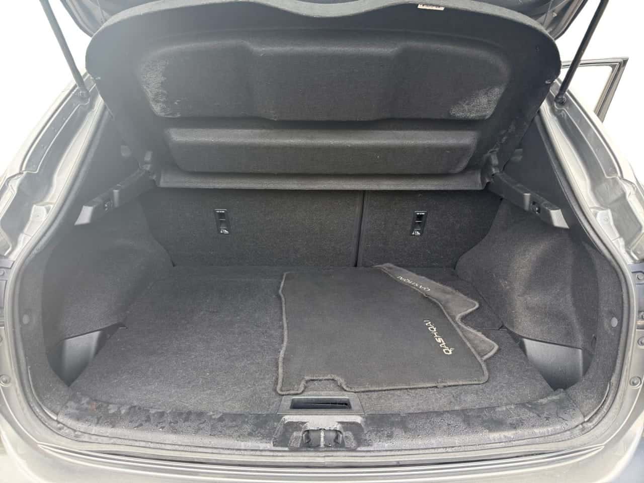 Nissan Qashqai 1.5 dCi SS Tekna 4x2 Piel Negra — foto 19 de 26