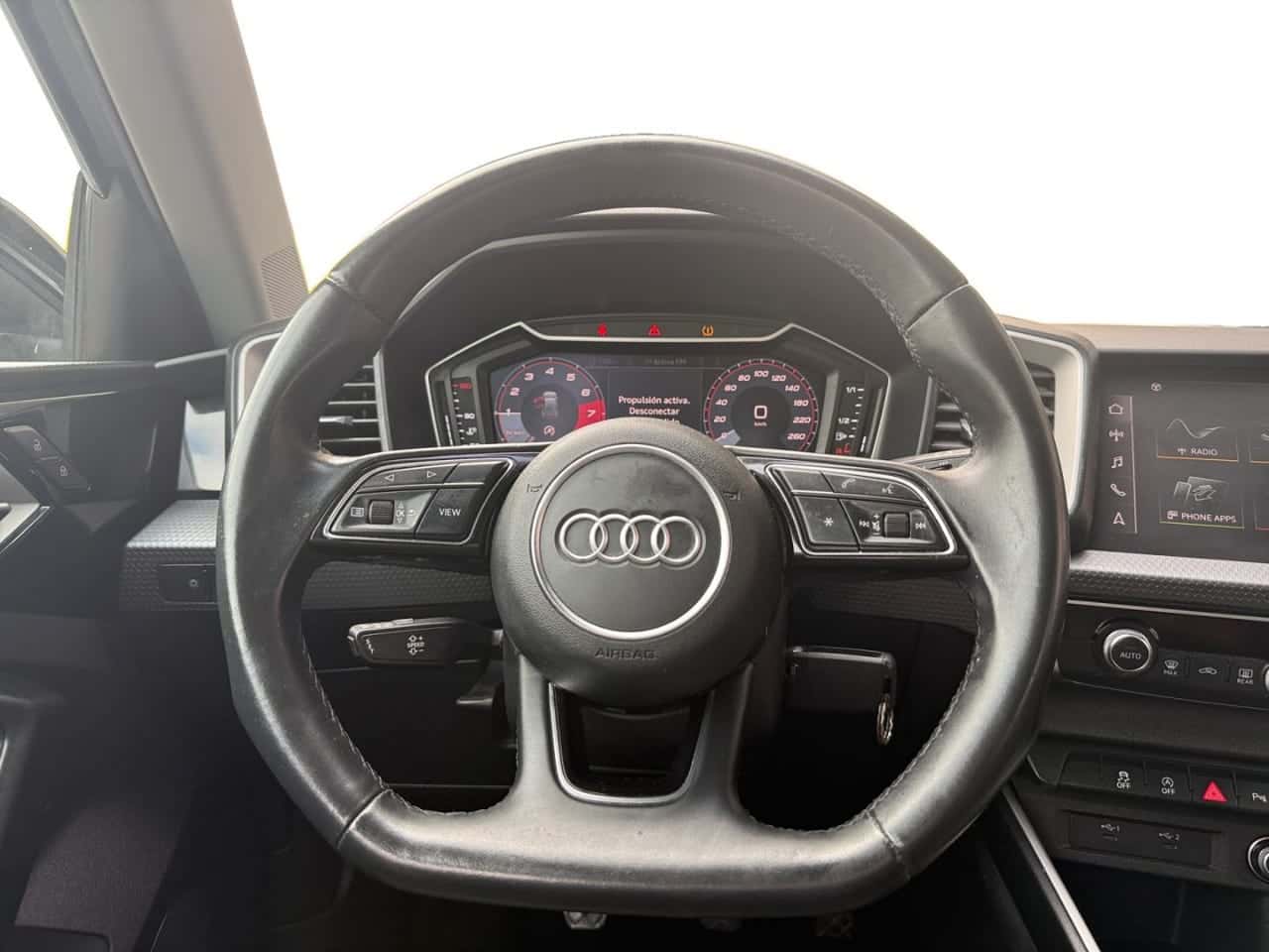 Audi A1 Sportback Adrenalin 30 TFSI 81 kW 110 CV — foto 13 de 23