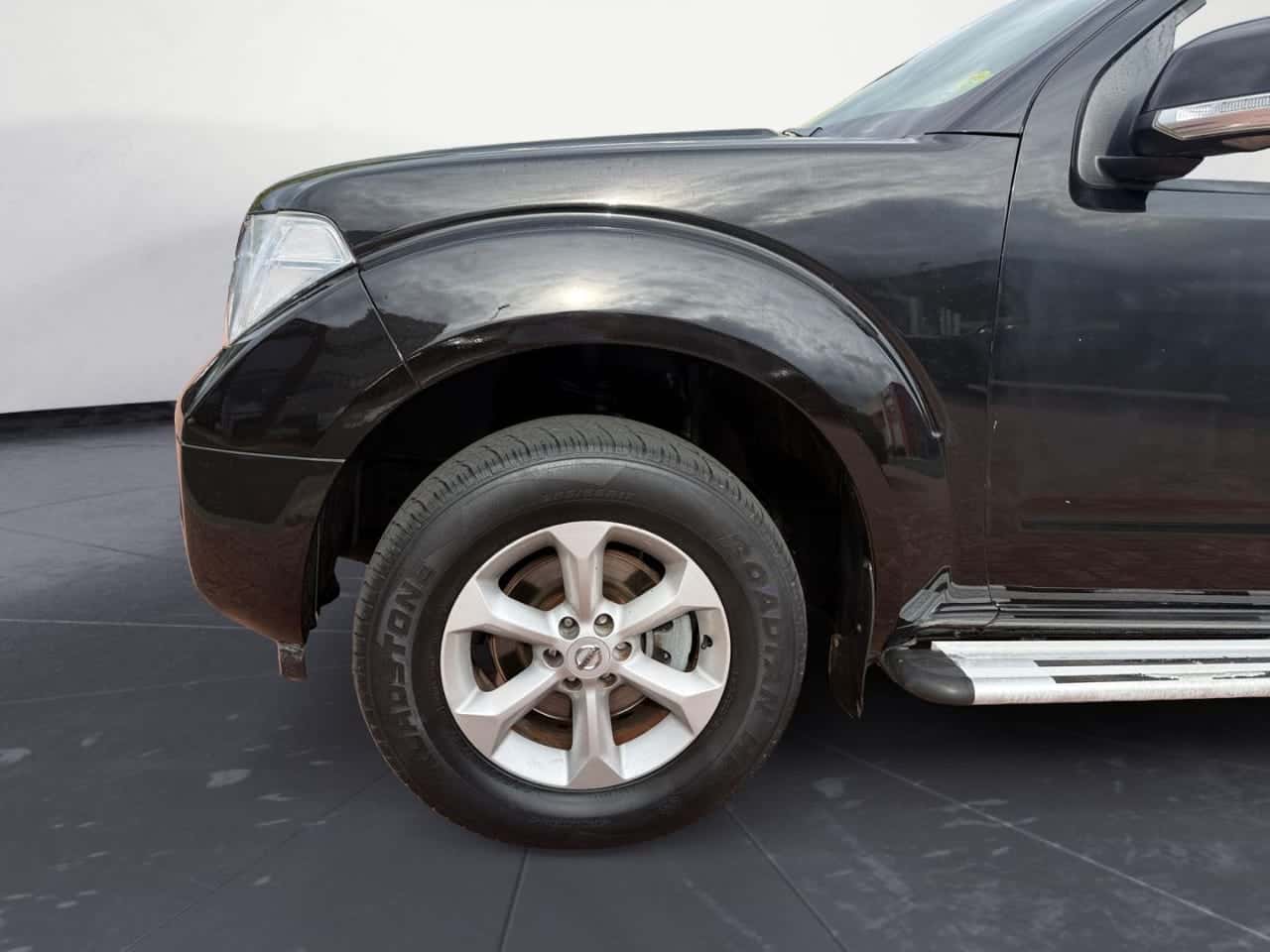 Nissan Pathfinder 2.5 dCi 171 CV SE 7 plazas — foto 9 de 23