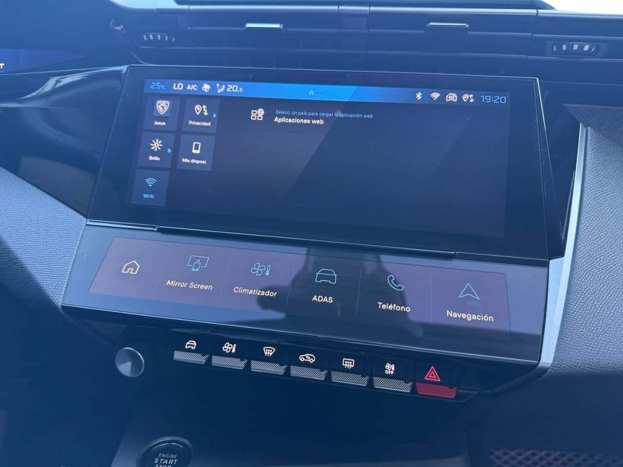 Peugeot 308 SW Allure BlueHDi 130 SS EAT8 — foto 20 de 24