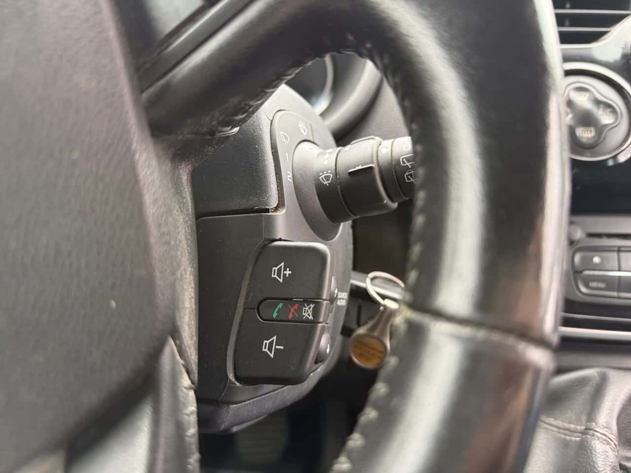 Renault Kangoo Combi Extrem M1 Af Blue dCi 70 kW 95 CV — foto 22 de 22