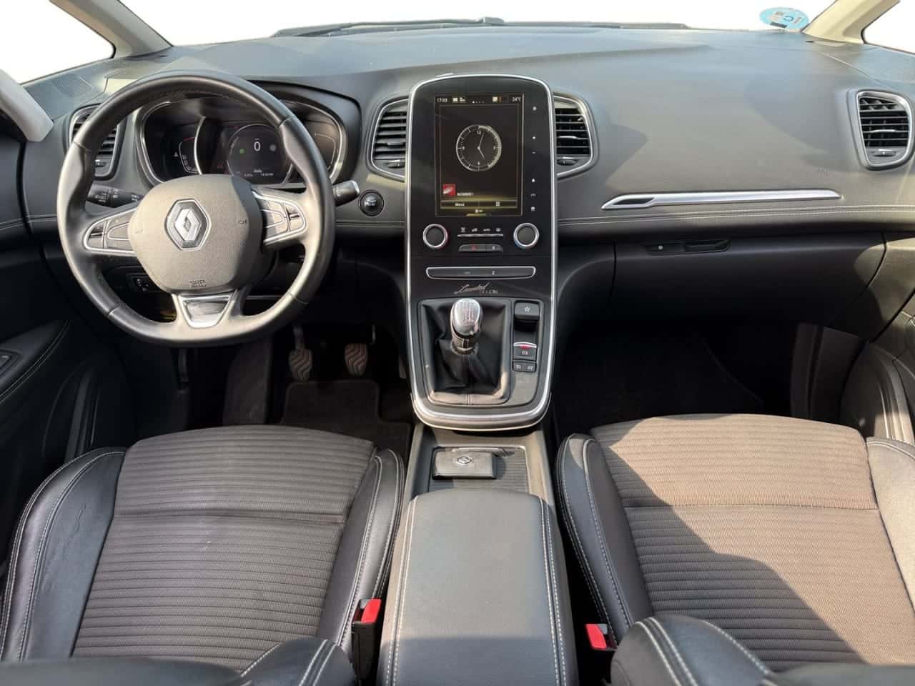 Renault Grand Scénic Zen Blue dCi 88 kW 120 CV — foto 14 de 21