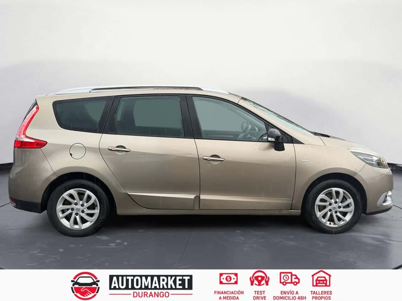 Renault Grand Scénic Dynamique dCi 110 EDC 7p — foto 6 de 24