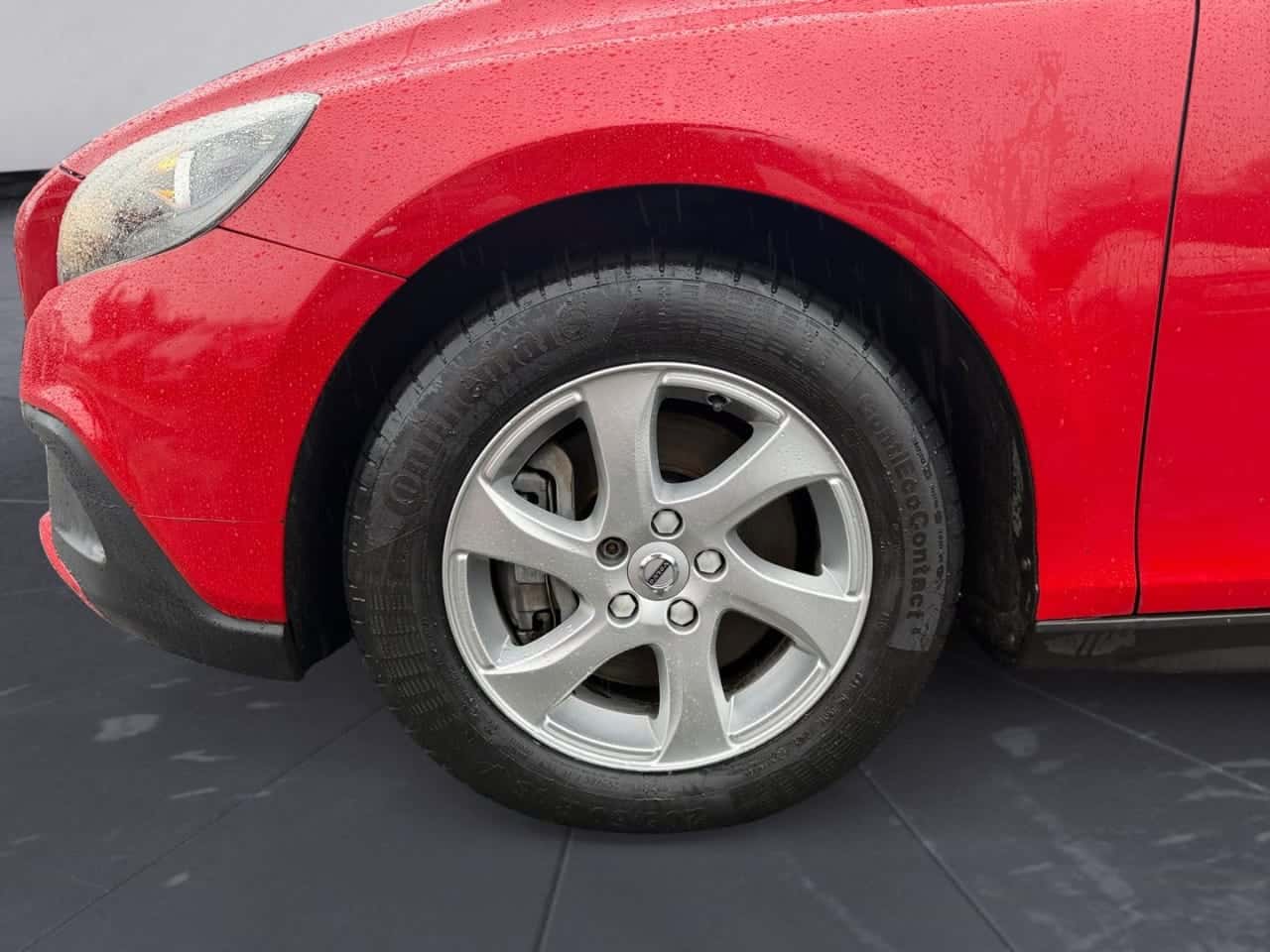Volvo V40 Cross Country 2.0 D2 Cross Country — foto 9 de 25
