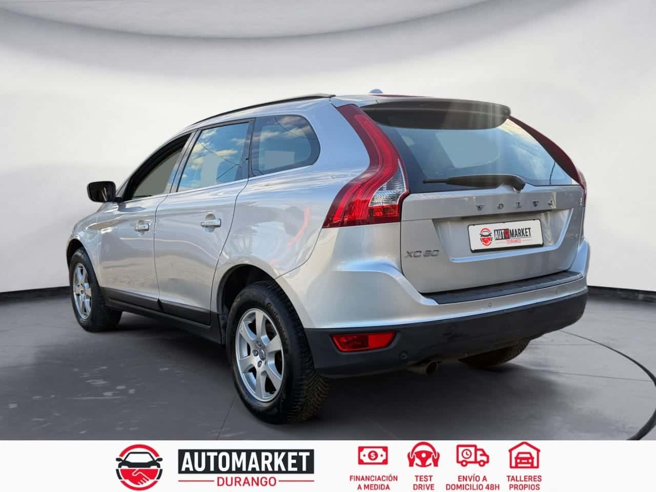 Volvo XC60 2.4D AWD Kinetic — foto 3 de 21