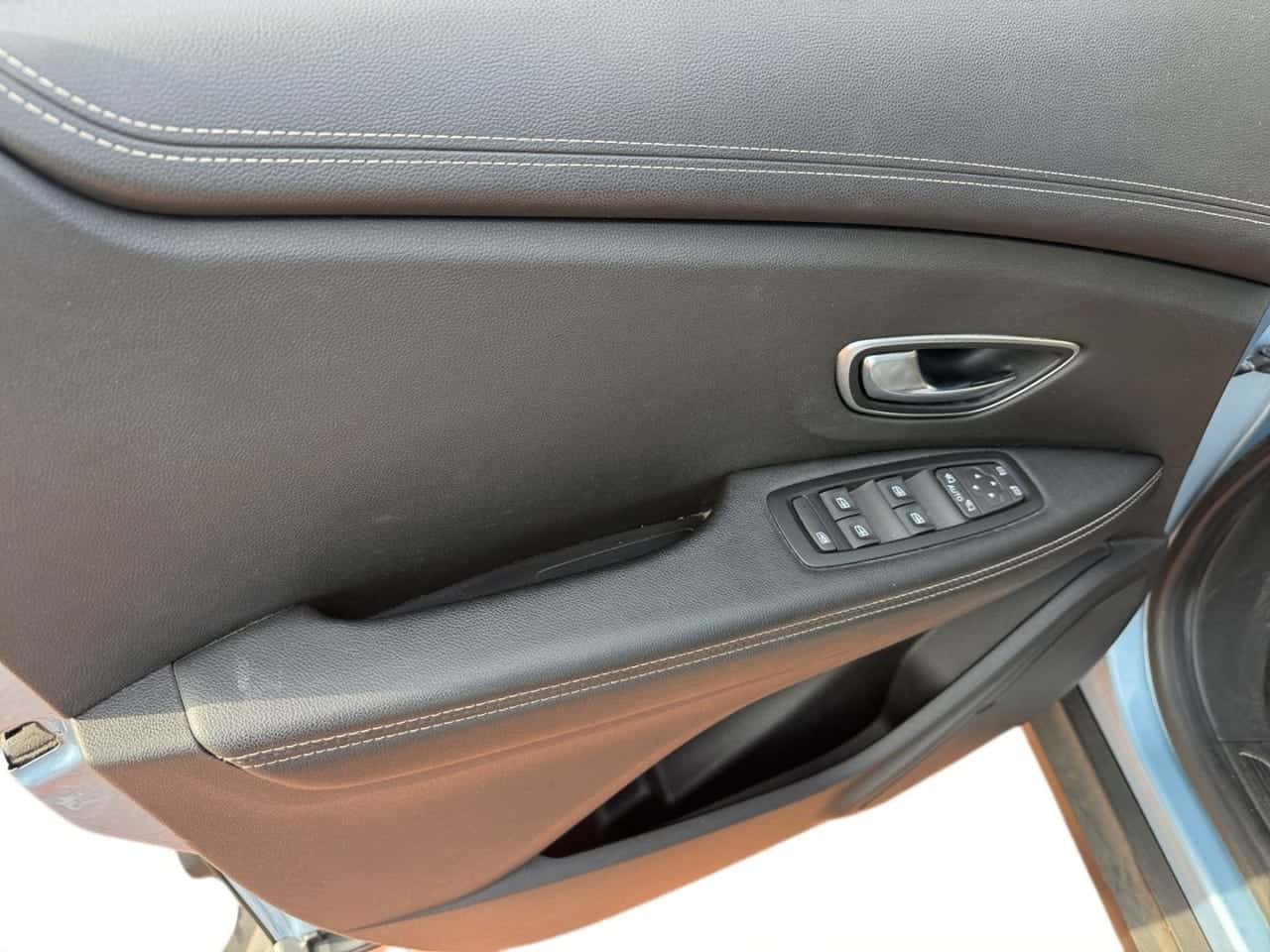 Renault Grand Scénic Zen Blue dCi 88 kW 120 CV — foto 11 de 21