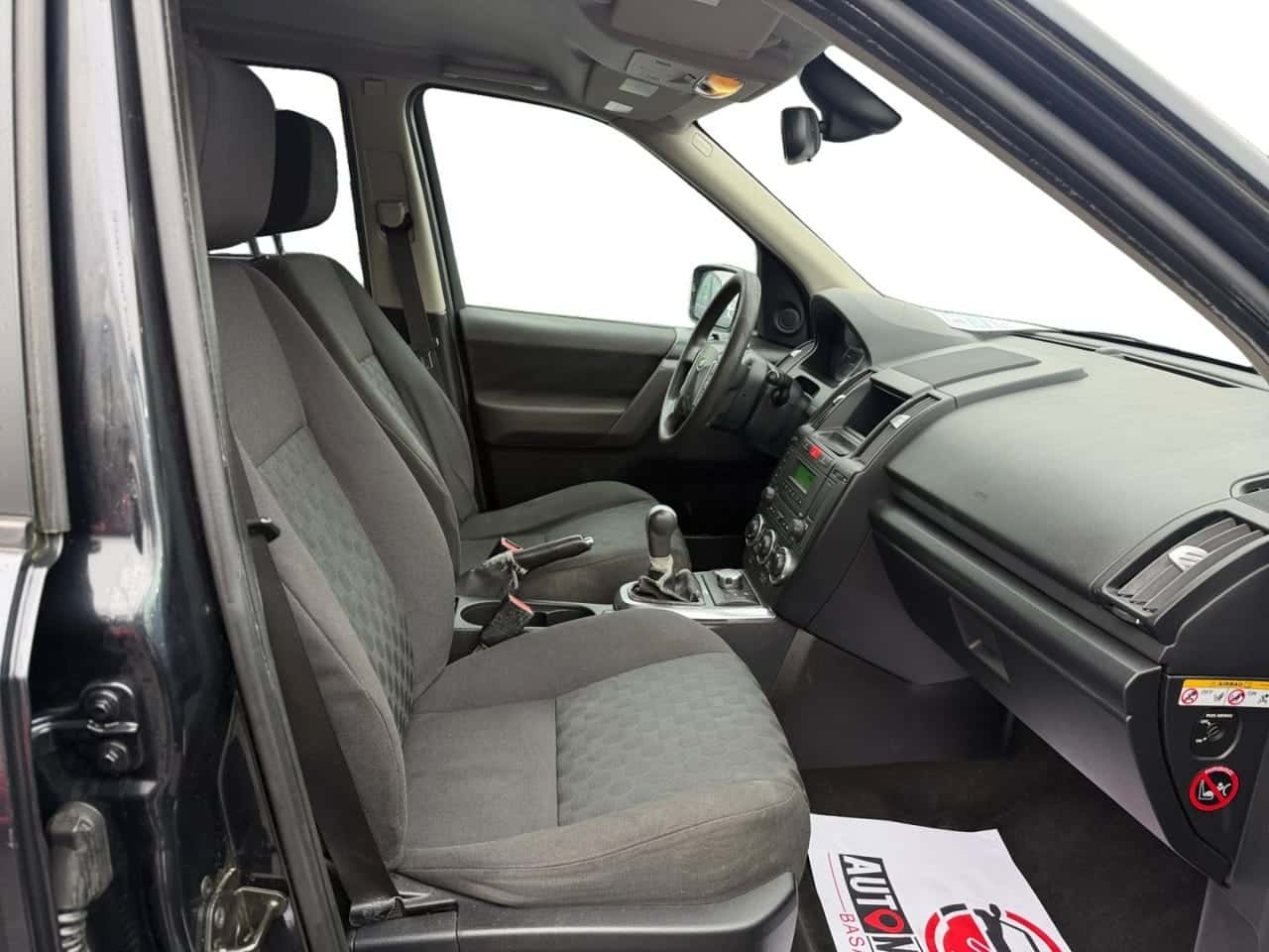 Land Rover Freelander 2.2 Td4 S — foto 17 de 25