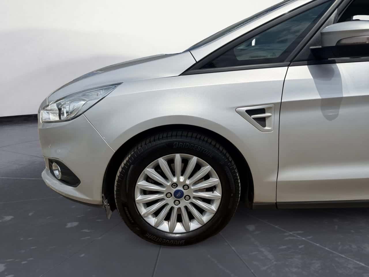 Ford S-Max 1.5 EcoBoost 117 kW 160 CV Titanium — foto 9 de 20