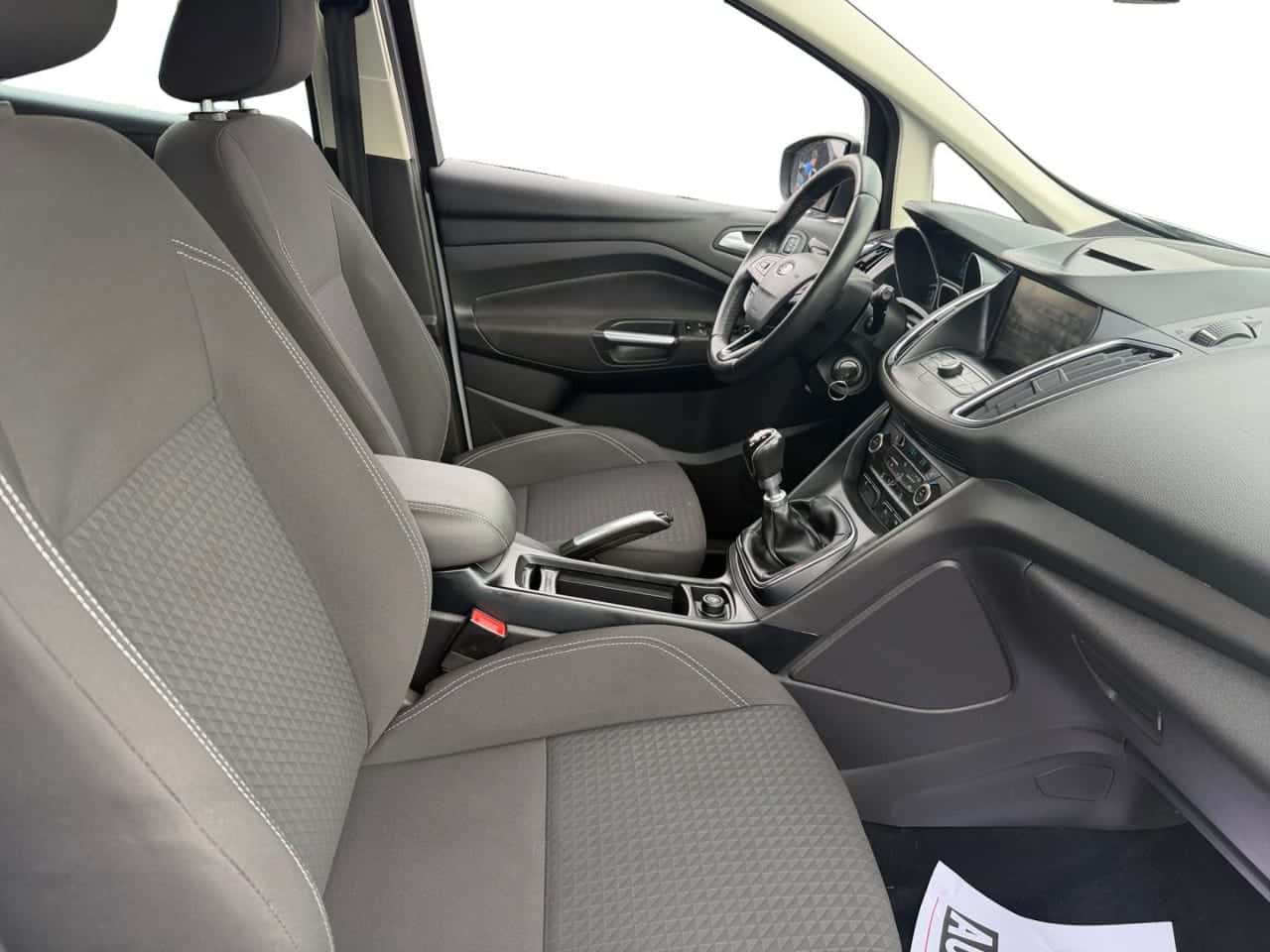 Ford C-Max 1.0 EcoBoost 125 CV Titanium — foto 17 de 26
