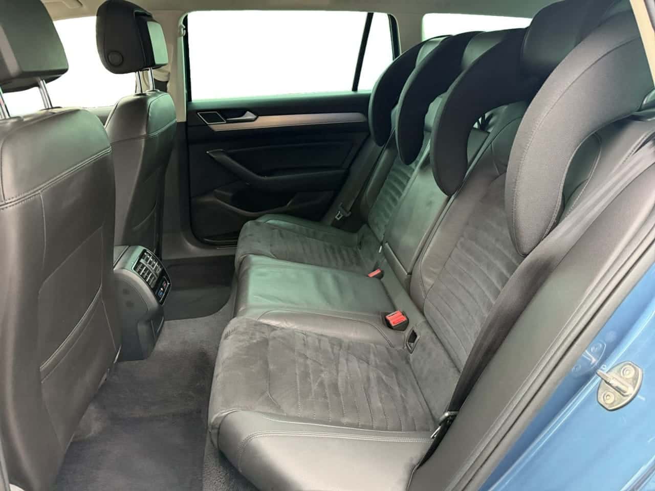 Volkswagen Passat Advance 1.5 TSI 110 kW 150 CV Variant — foto 13 de 21
