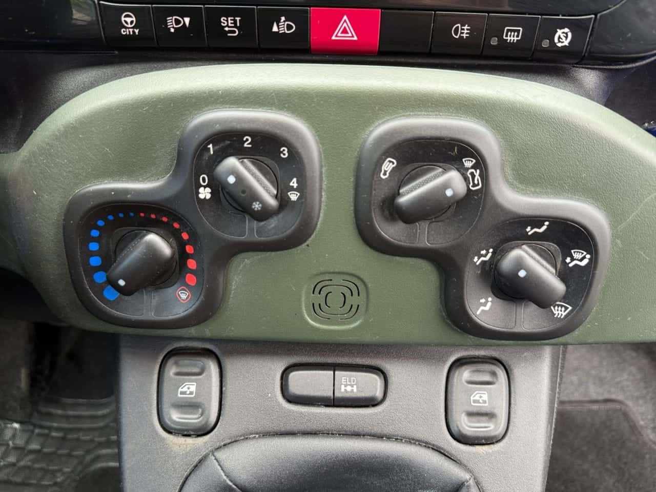 Fiat Panda 1.3 Climbing 75 CV Diesel 4x4 — foto 21 de 22