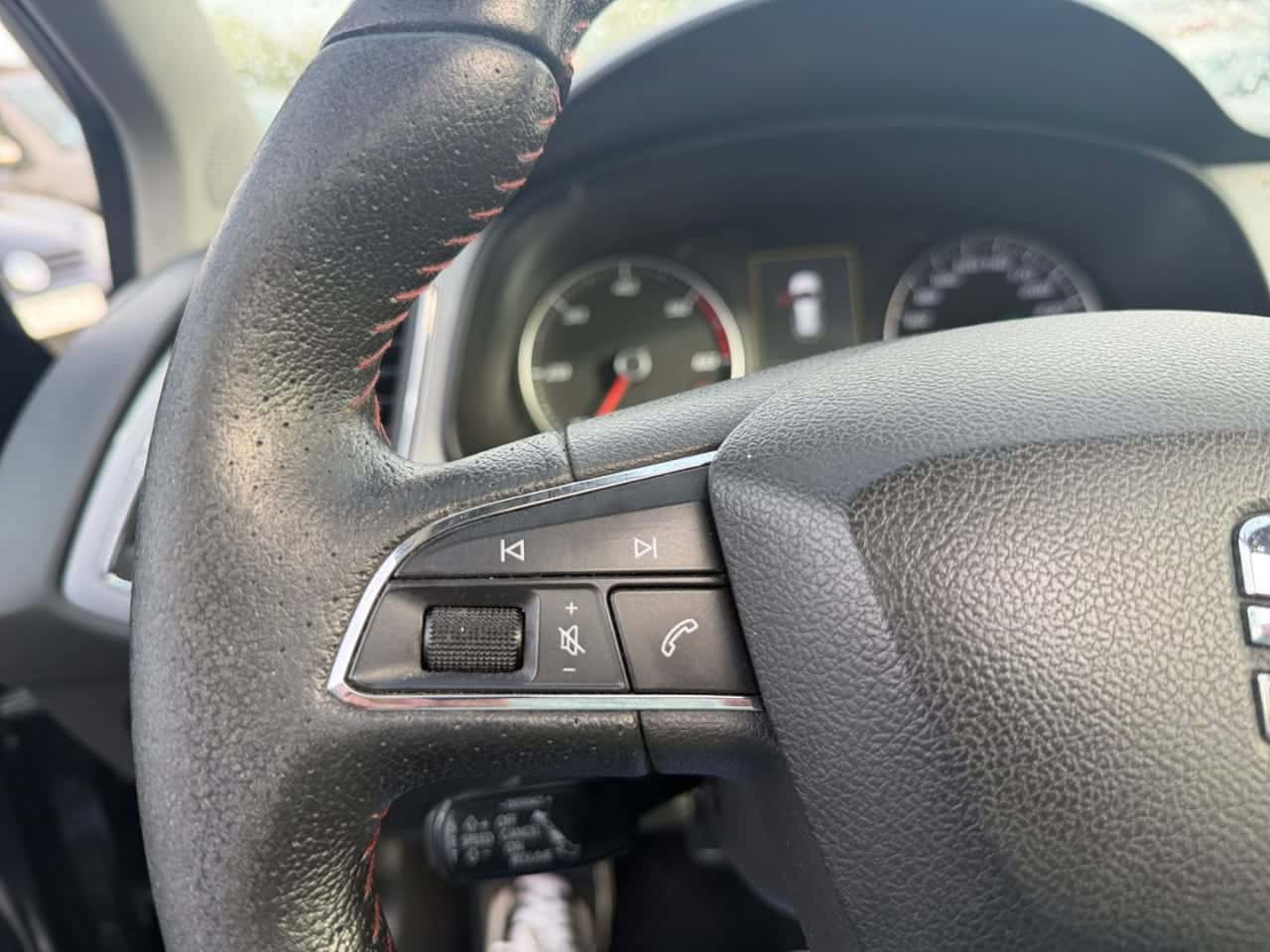 SEAT León ST 2.0 TDI 184 CV DSG6 StSp FR — foto 22 de 23