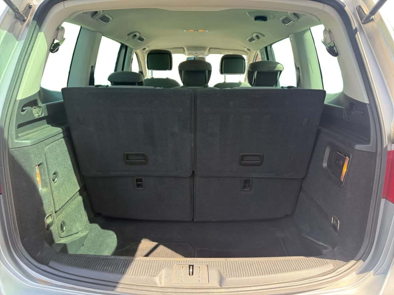 SEAT Alhambra 2.0 TDI 140 CV StartStop Style DSG — foto 19 de 24