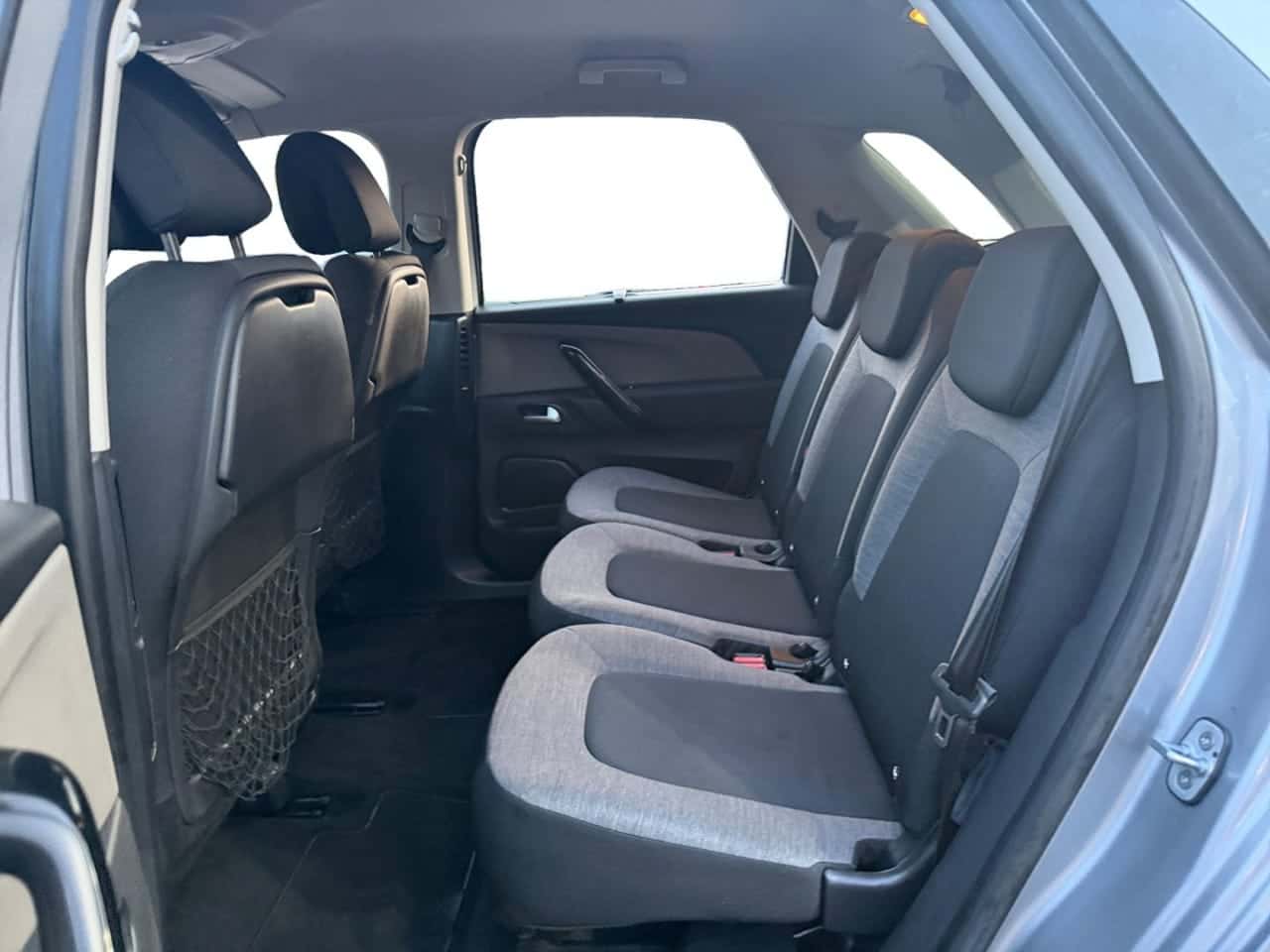 Citroën C4 Picasso BlueHDi 88 kW 120 CV Shine — foto 16 de 27