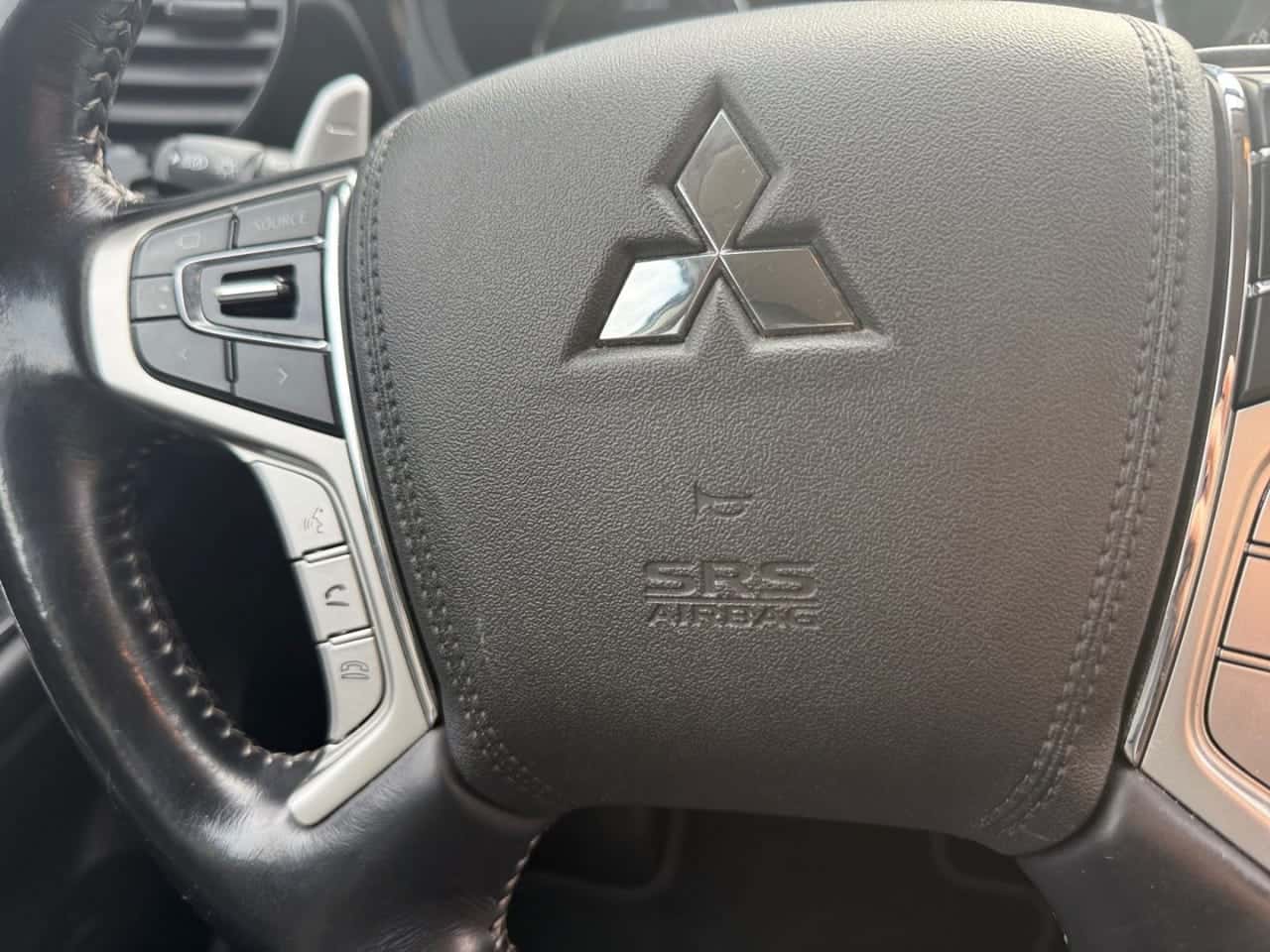 Mitsubishi Outlander 2.4 PHEV Kaiteki Auto 4WD — foto 25 de 29