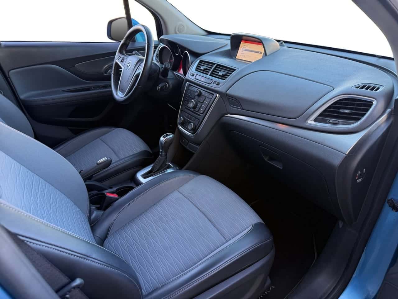 Opel Mokka 1.6 CDTi 4X2 Excellence Auto — foto 15 de 22