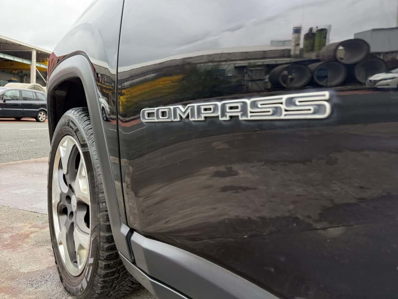 Jeep Compass 2.0 Mjet 103 kW Limited 4x4 Atx — foto 27 de 29