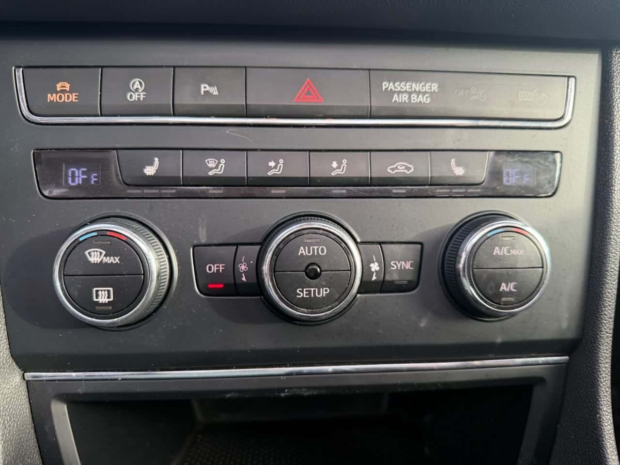 SEAT León ST 2.0 TDI 184 CV DSG6 StSp FR — foto 20 de 23